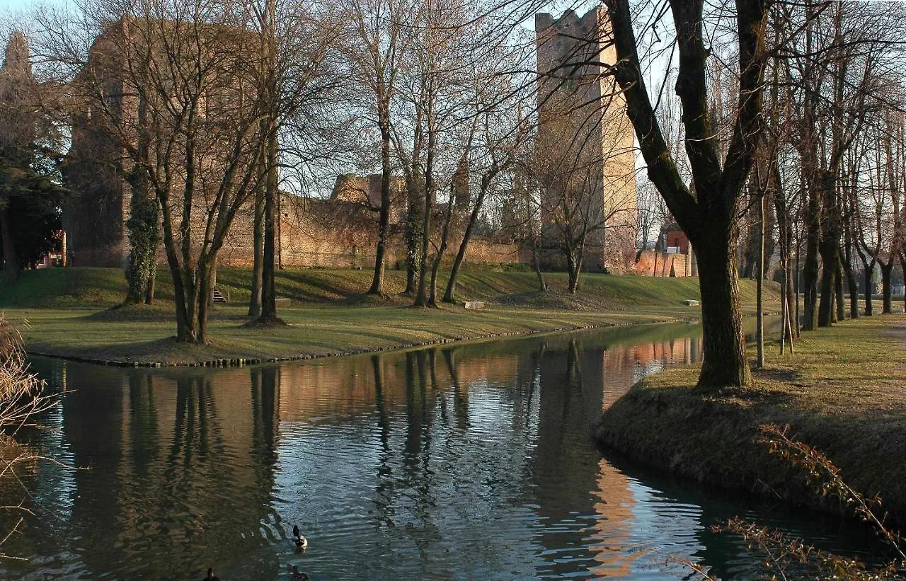 Prestige Apt Near Venice Apartment Noale Italy